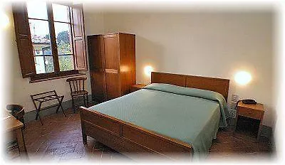 Santa Croce In Fossabanda 3*