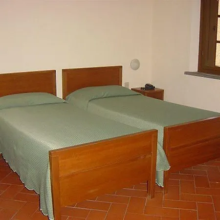 호텔 Santa Croce In Fossabanda 3*